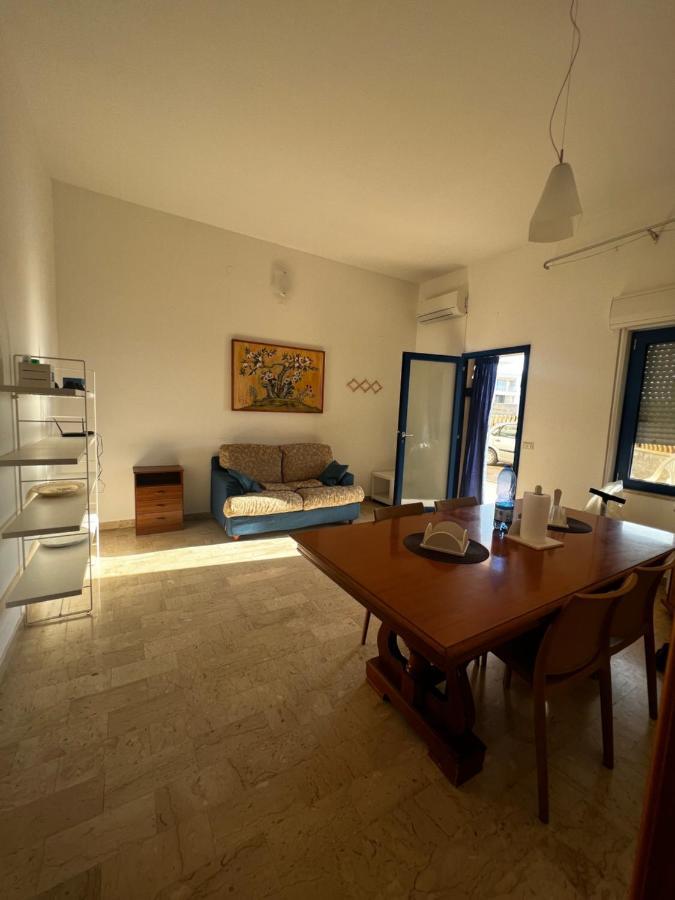 A Casa Di Rosa,Fronte Spiaggia, Piscina,Parcheggio Trapani Dış mekan fotoğraf