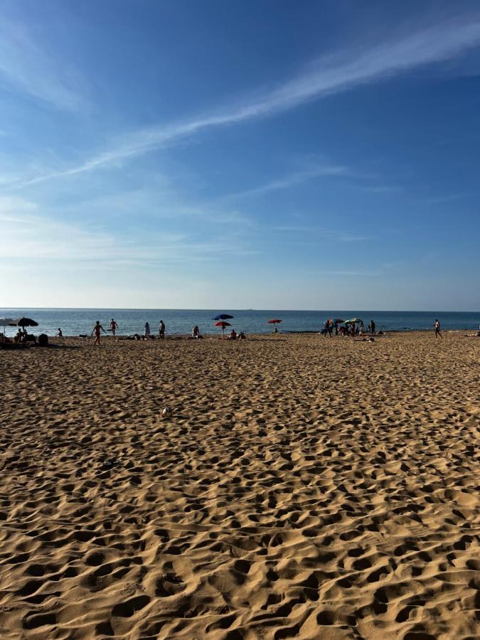 A Casa Di Rosa,Fronte Spiaggia, Piscina,Parcheggio Trapani Dış mekan fotoğraf