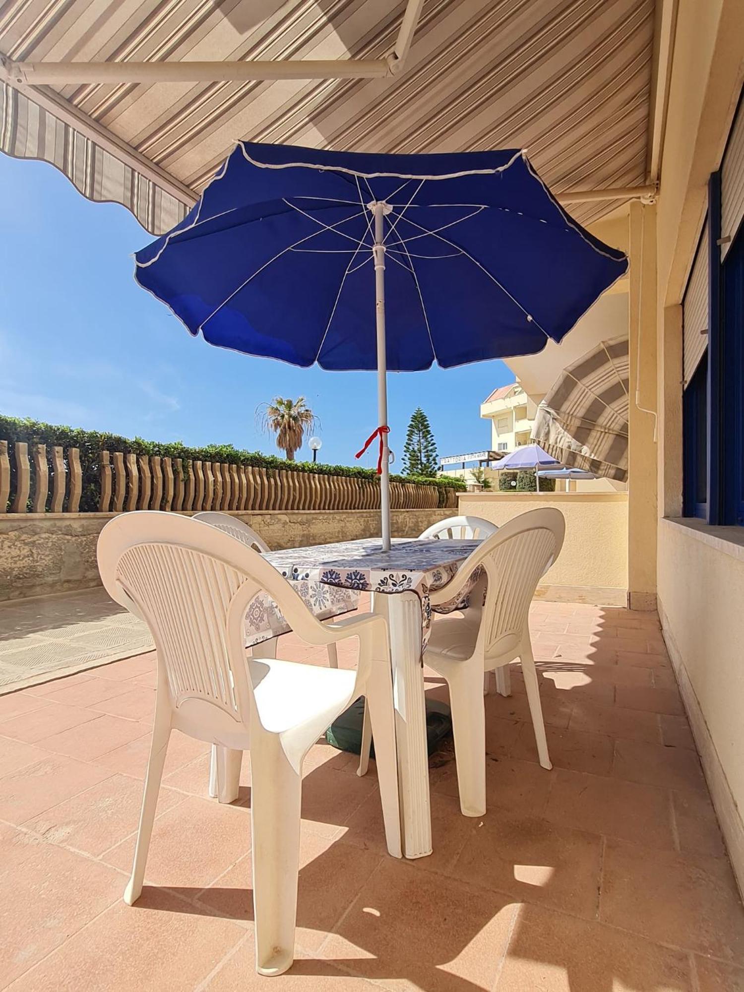 A Casa Di Rosa,Fronte Spiaggia, Piscina,Parcheggio Trapani Dış mekan fotoğraf